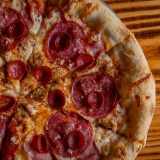 14" Pie Carnivore